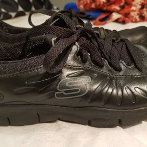 Sketchers slip resistant work shoes